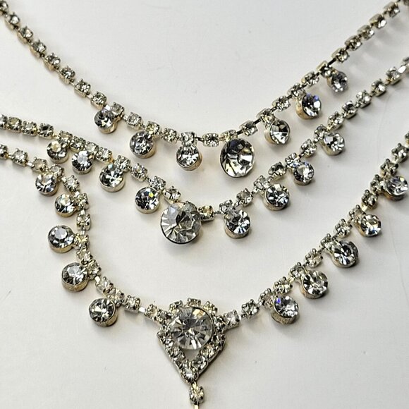 3 Row Crystal Teardrop Headpiece - Picture 3 of 11